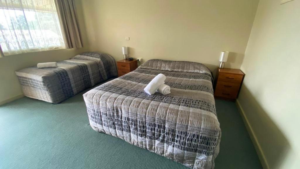 Bucketts Way Motel Gloucester Eksteriør bilde